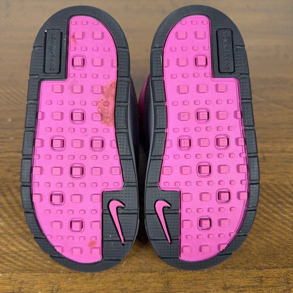 Nike ACG Boots Kids 8C Pink Woodside 2 High Duck Boots Winter Snow Outdoor